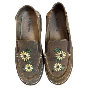 Rank 45 Sunflower Embroidered Tan Nubuck
Leather Moc Toe Slip-on Loafers Sz 6.5